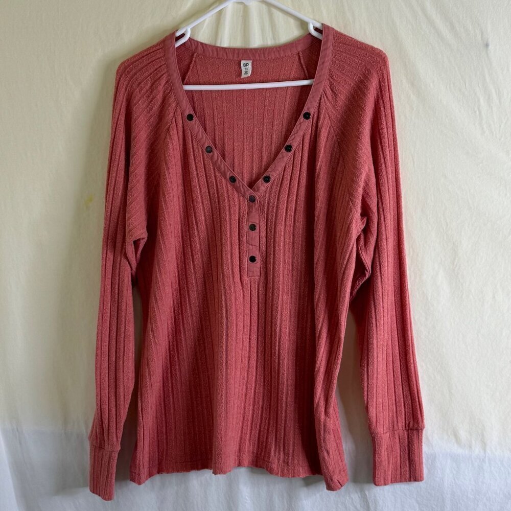 Women's BP V-Neck Long Sleeve Lightweight Raw Hem Coral/Orange Top Size 3X  *